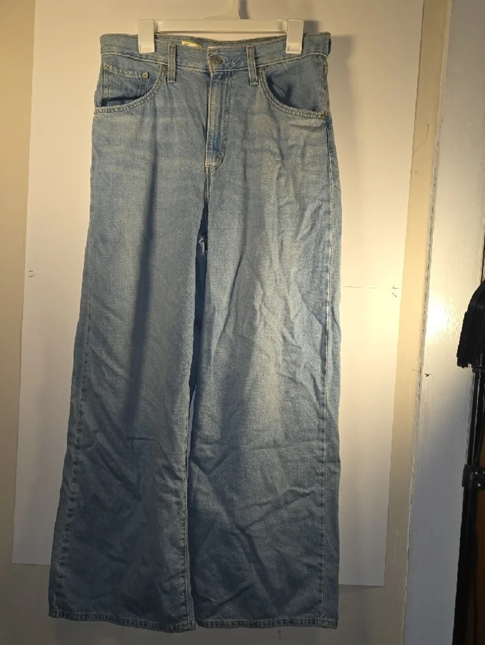 Levi's Cinch Baggy Light Blue Wide-Leg Denim Jeans